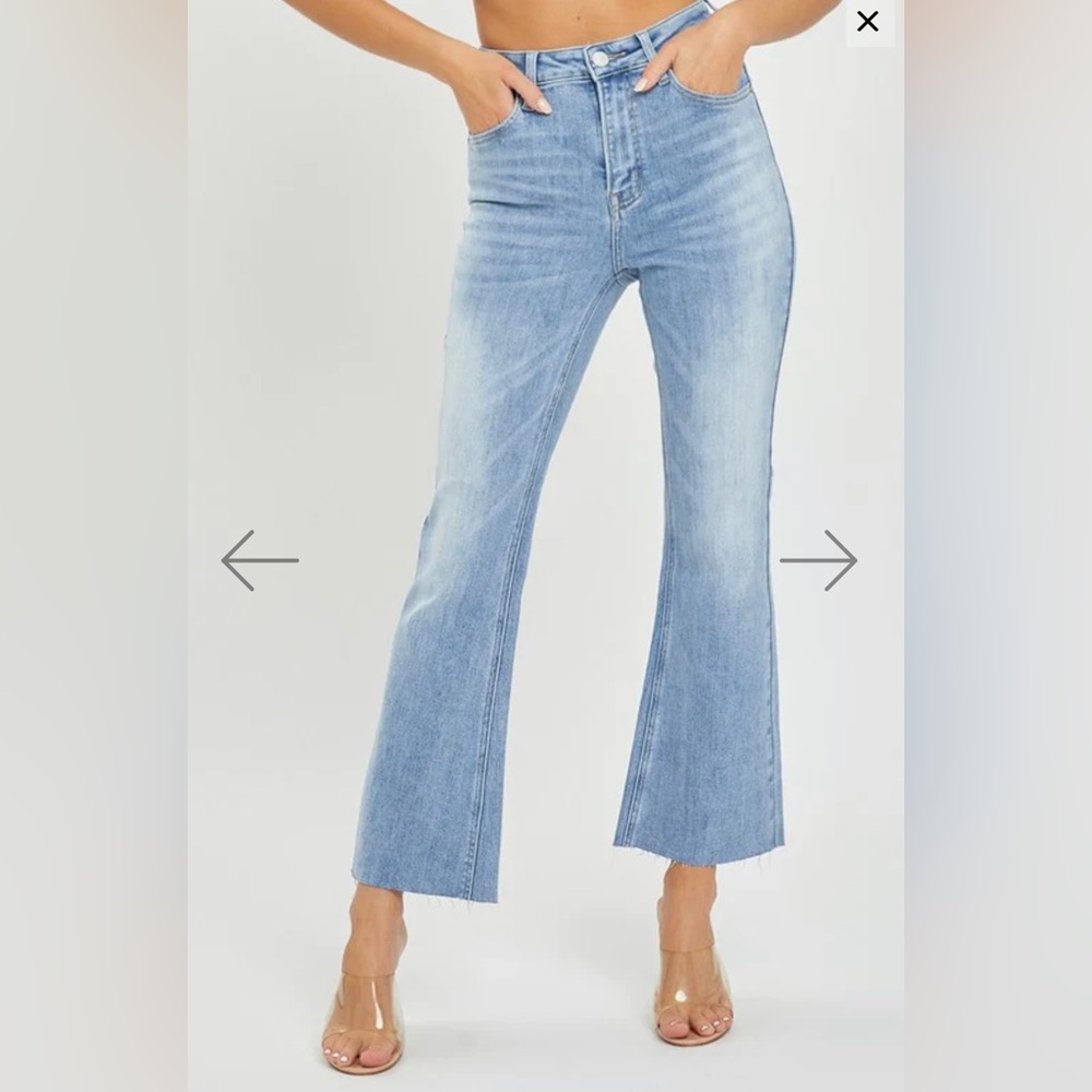 Flare cropped jeans